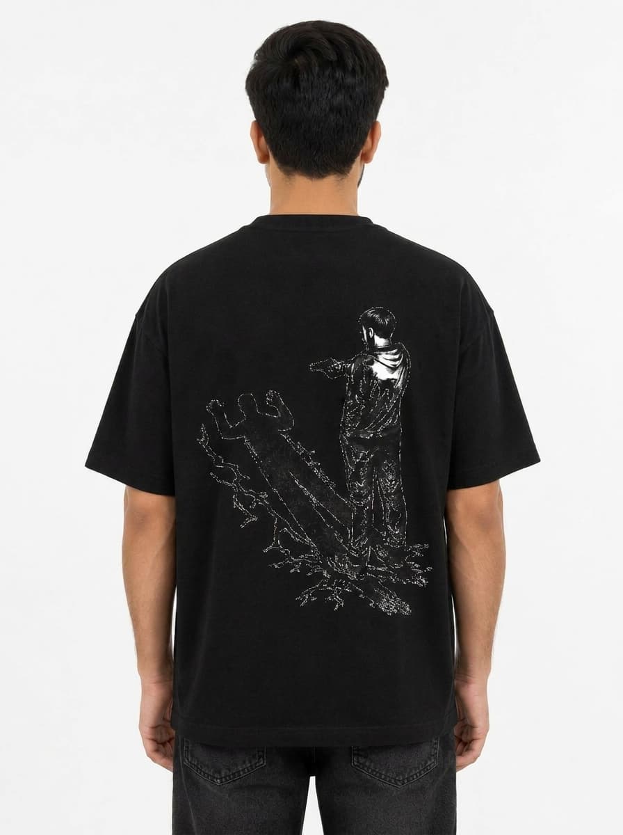SHADOW AIM GRAPHIC T-SHIRT