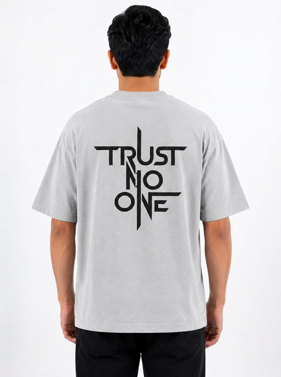 TRUST NO ONE GRAPHIC T-SHIRT