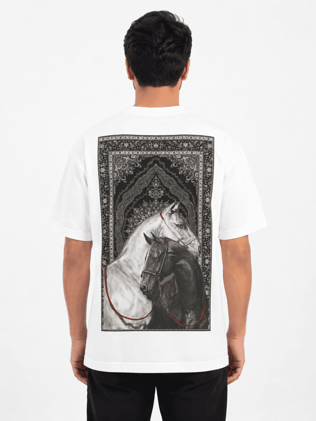 ROYAL HORSE GRAPHIC T-SHIRT