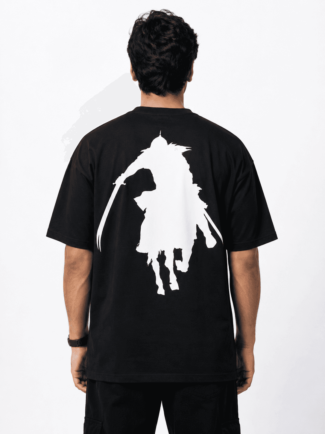 SILENT BLADE GRAPHIC T-SHIRT